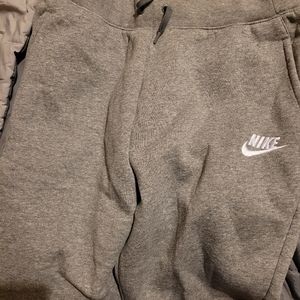 Kids nike joggers
